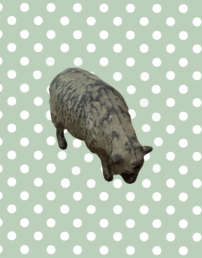Small Grazing Beige Sheep Collectable | Britains Ltd Vintage Lead Figurine (1920s)