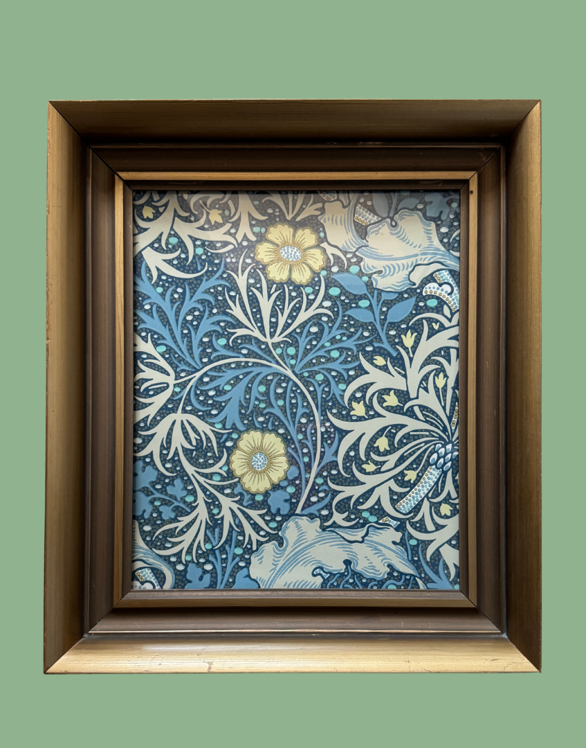 'Seaweed – Ink & Woad' William Morris Framed Wall Art | Unique Vintage Gold Wood Frame