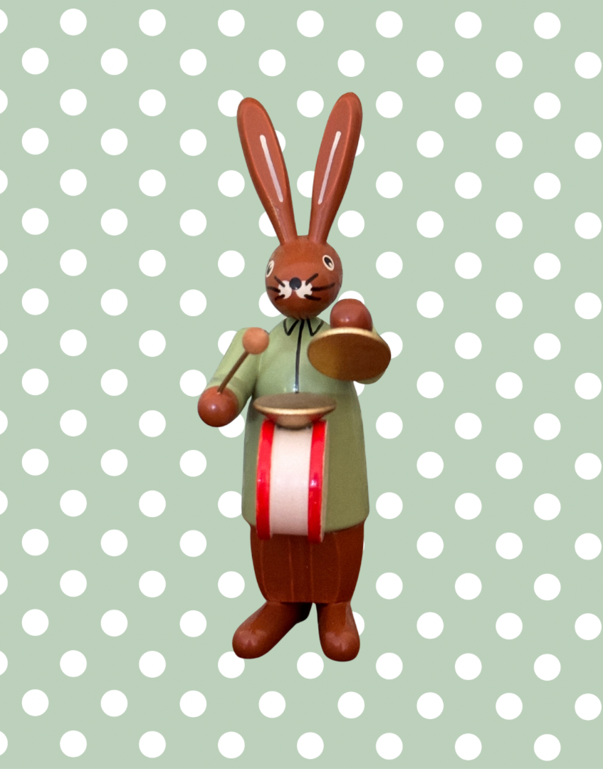 Rudolphs Schatzkiste Style Easter Bunny Musician | Wood Composite Vintage Figurine with Drum