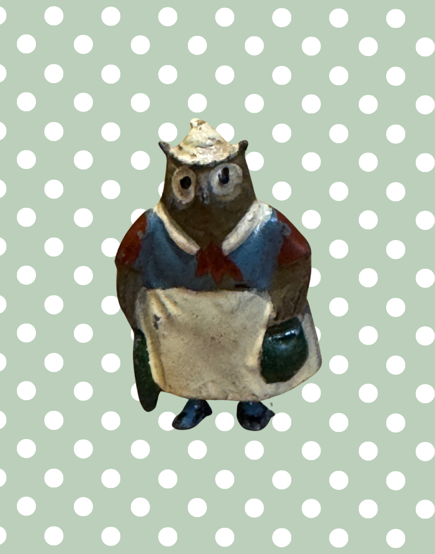 ‘Granny Owl’ Cadbury Cococub Figurine | Rare Collectable Vintage 1930s Lead Toy