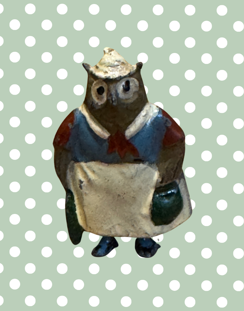 ‘Granny Owl’ Cadbury Cococub Figurine |Rare Collectable Vintage 1930s Lead Toy
