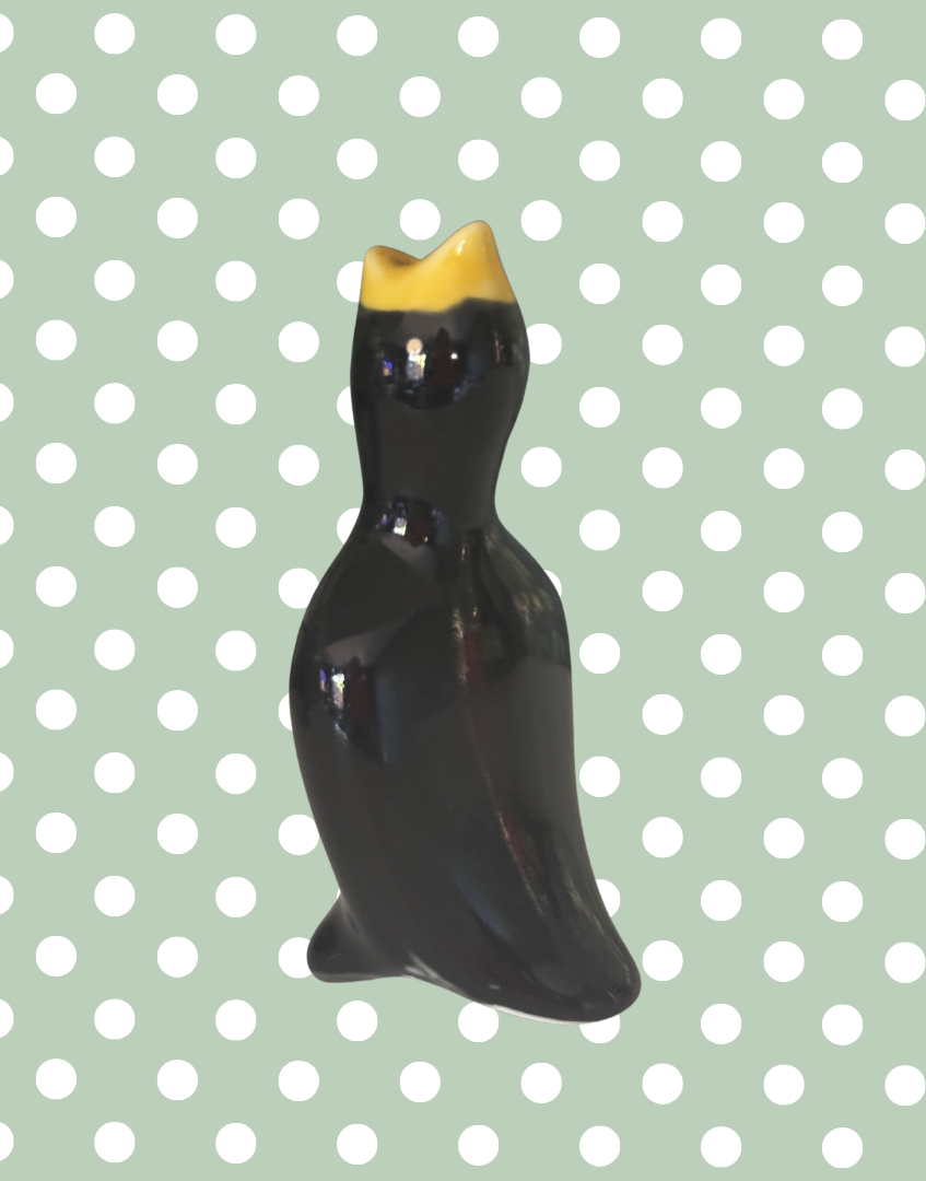 Tala Blackbird Pie Bird in Original Vintage Tin | Classic British Baking Charm with Kitsch Appeal