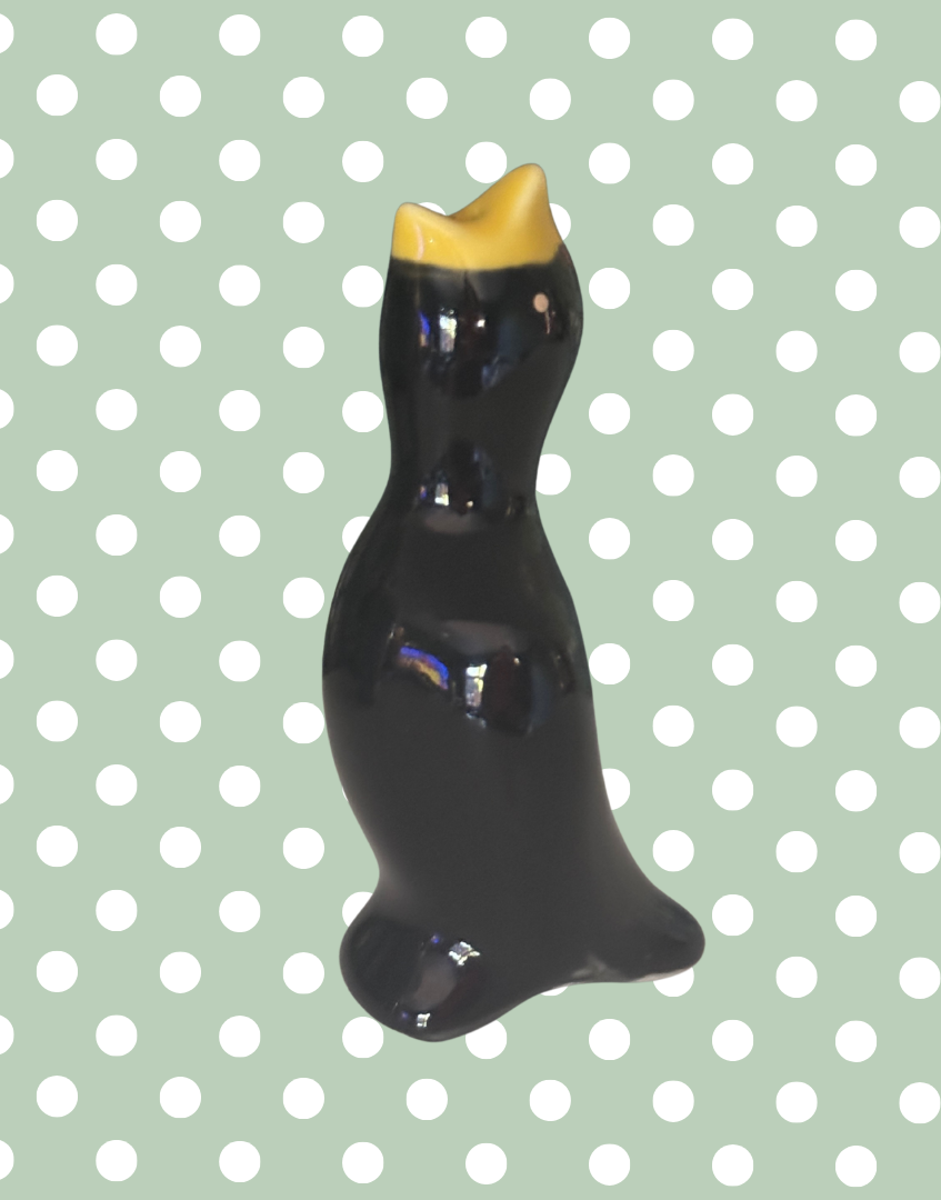 Tala Blackbird Pie Bird in Original Vintage Tin | Classic British Baking Charm with Kitsch Appeal