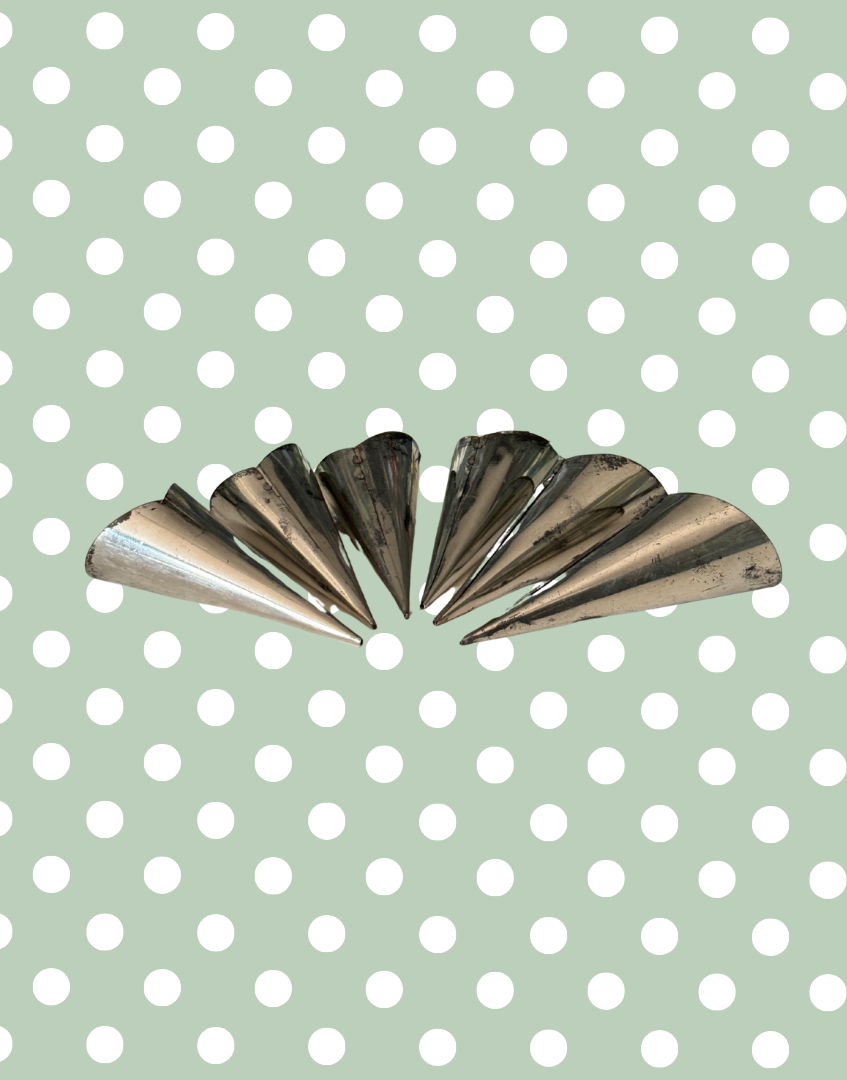 Tala Classic Cream Horn Moulds | Set of 6 | Vintage Mid-Century Baking Props or Collectables