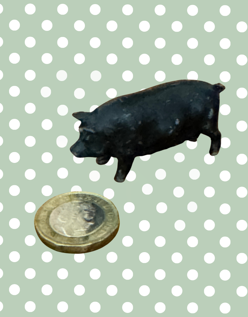 Medium Black Pig Figurine | John Hill & Co Farm & Countryside Lead Toy Collectable 1920s