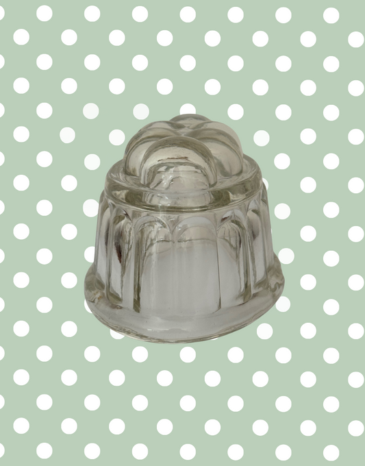 Delightful Small Vintage Clear Glass Jelly Mould | Traditional Collectable Pudding Mould