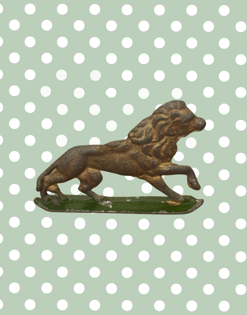 Characterful Britains Ltd Zoo Lion Lead Toy 1950s Miniature Flat Silhouette Figurine