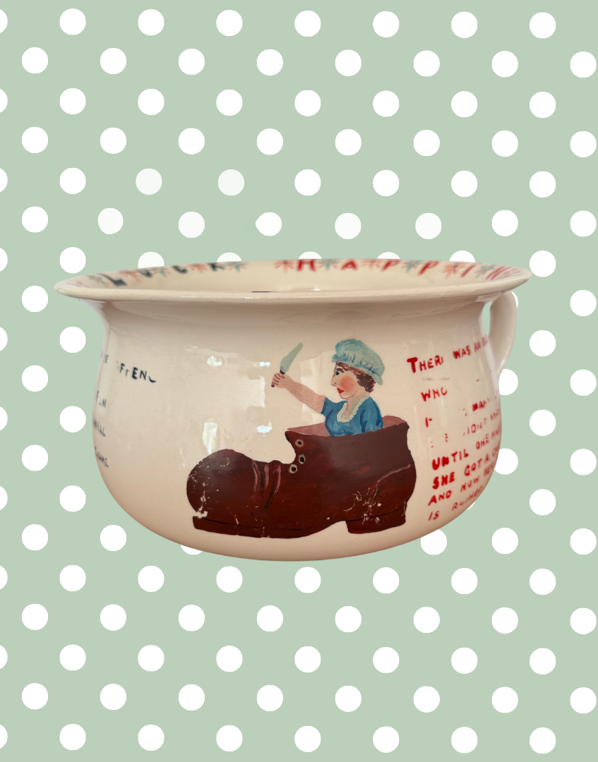 Side view of novelty ceramic chamber pot design