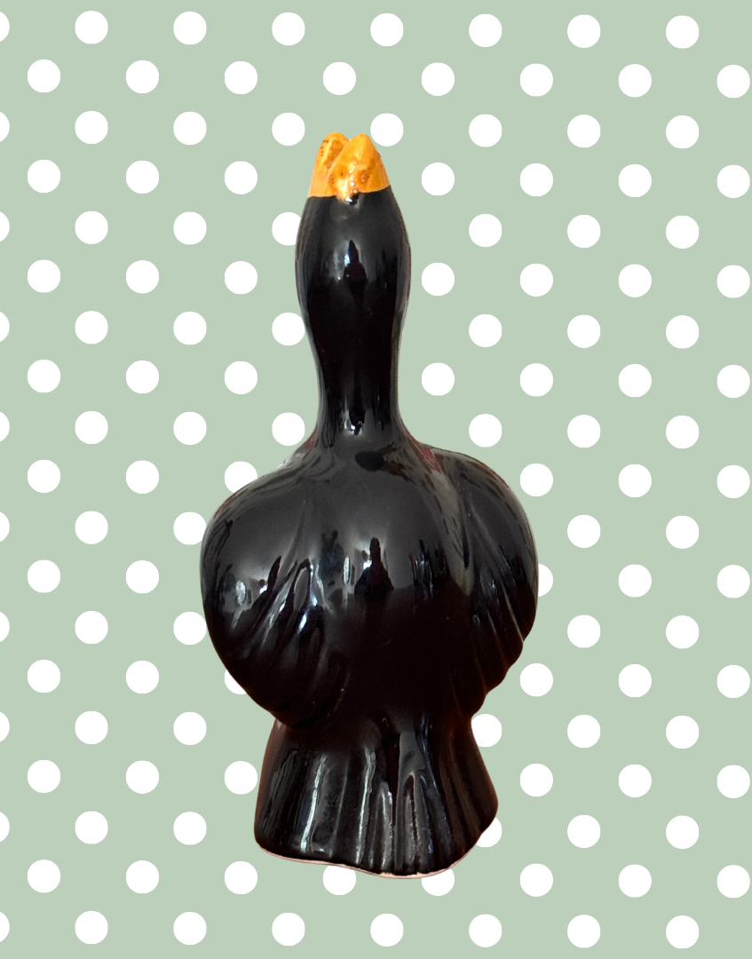 Vintage Black Bird Pie Vent with Yellow Beak | Elegant Ceramic Baking Collectable