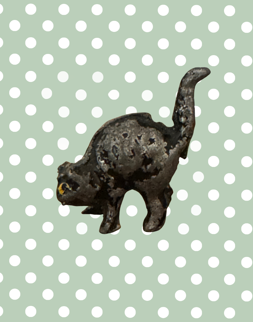 Striking Black Halloween Cat Collectable | Vintage Lead Figurine with Yellow Eyes