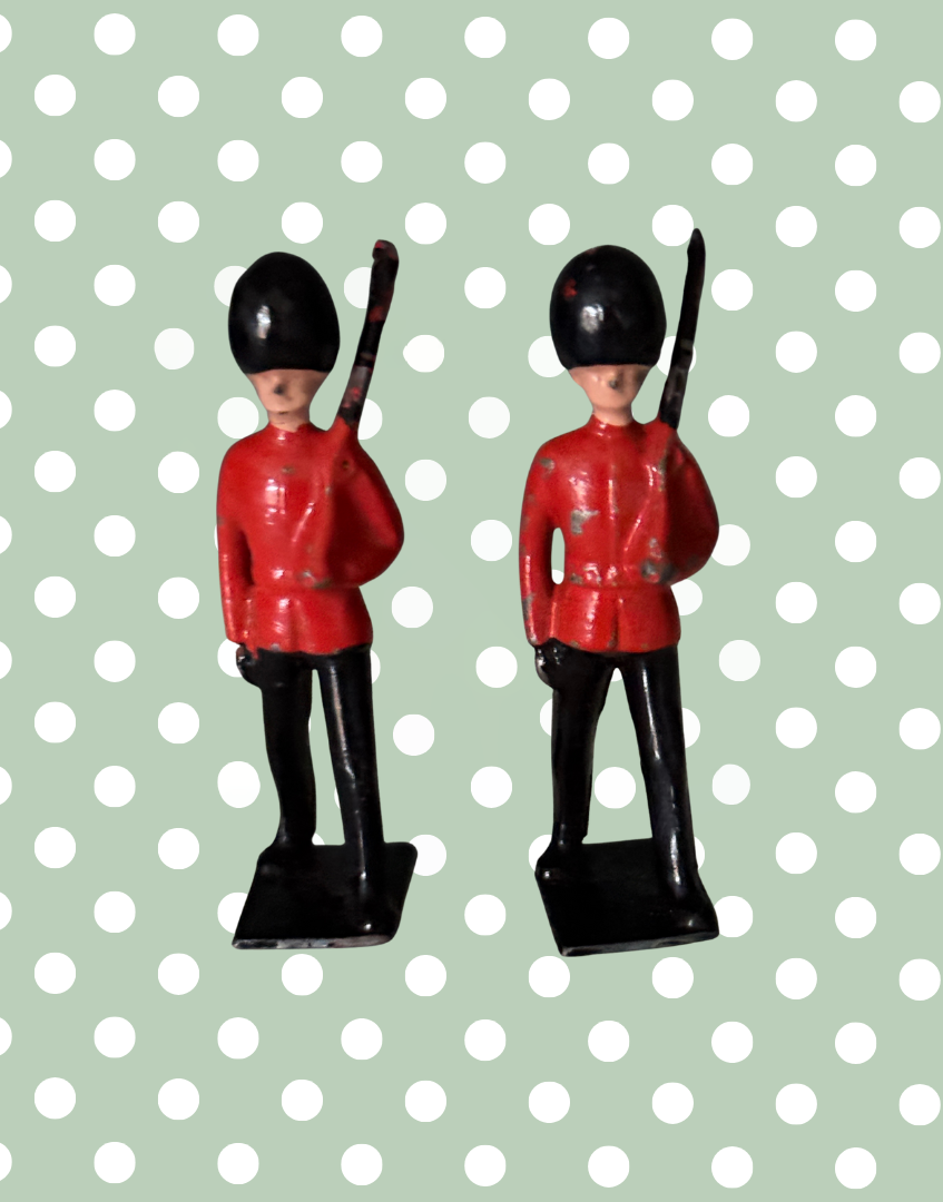 Britains Ltd Grenadier Guards (Pair) | Vintage 1970s Traditional Lead Soldiers Christmas Collectable