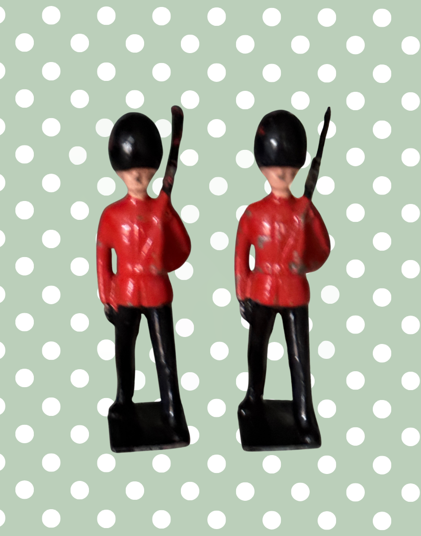 Britains Ltd Grenadier Guards (Pair) | Vintage 1970s Traditional Lead Soldiers Christmas Collectable