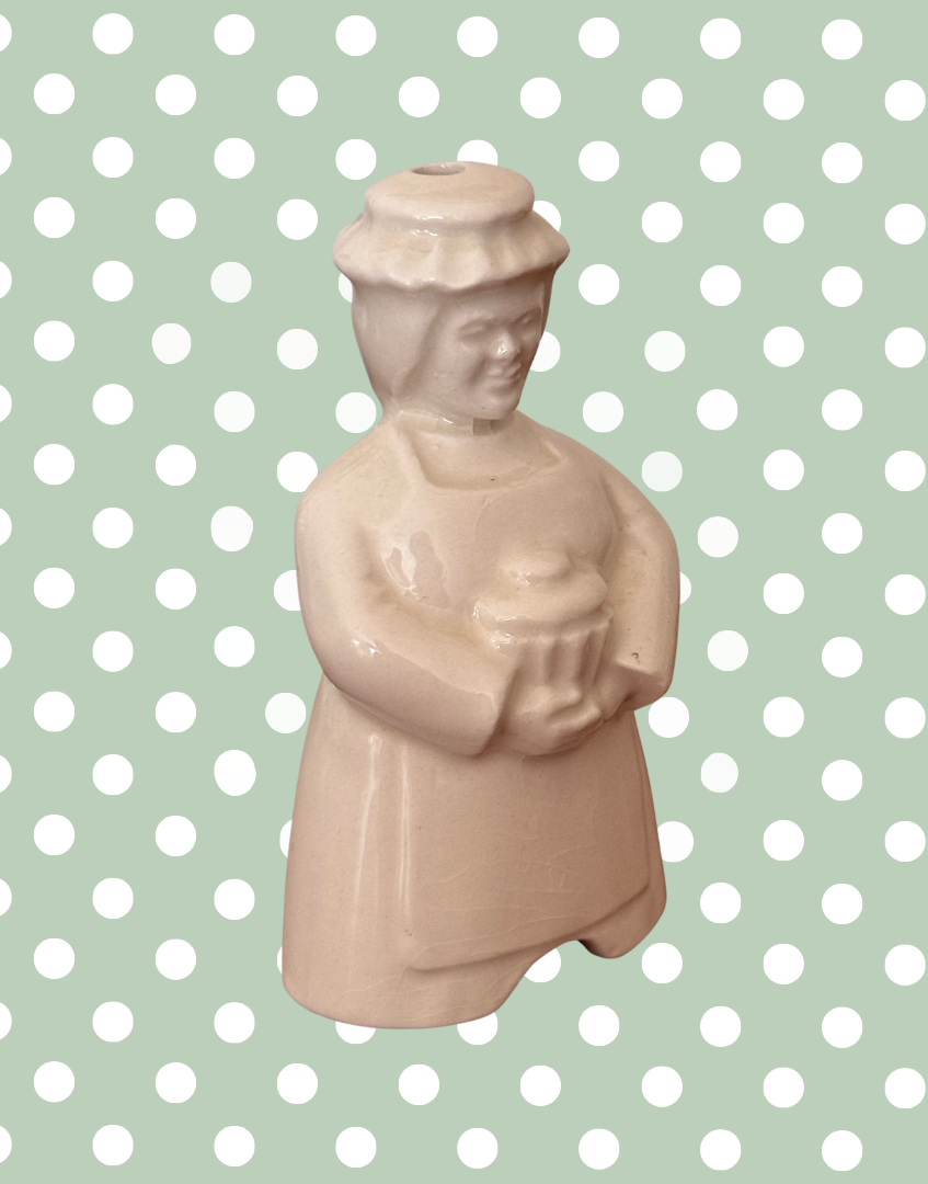 Taunton ‘Pie Baker’ Lady Pie Bird | Vintage White Ceramic Figural Pie Funnel