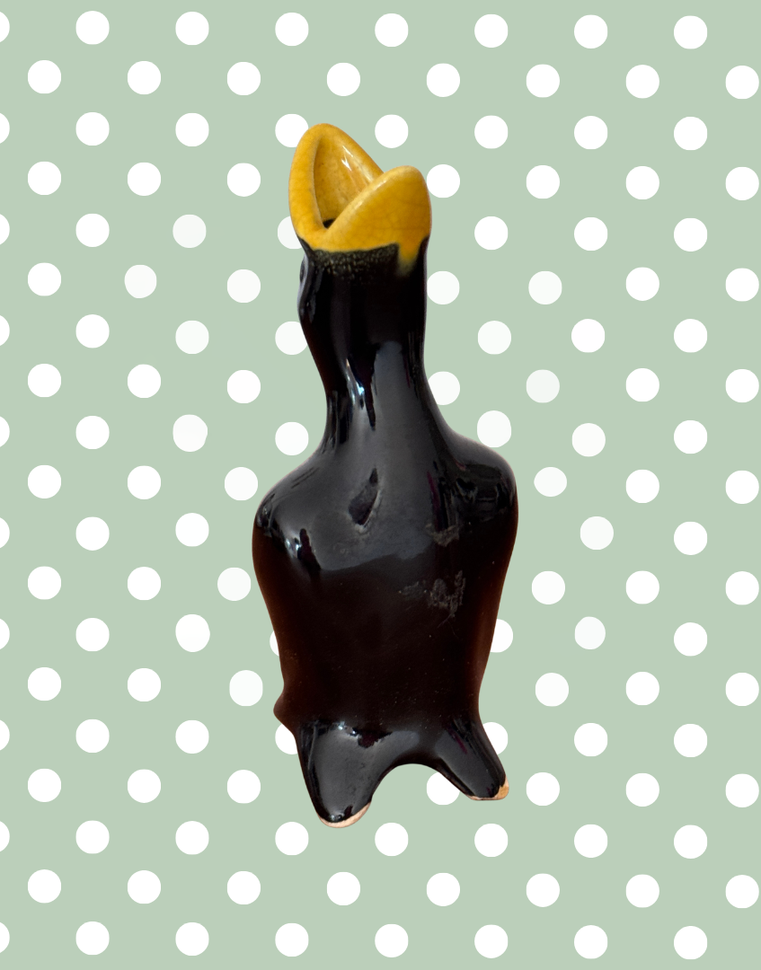 Front underside view of cottagecore pie bird figurine