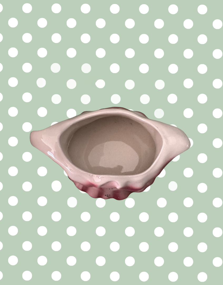 Base of Tony Wood pottery sugar bowl showing