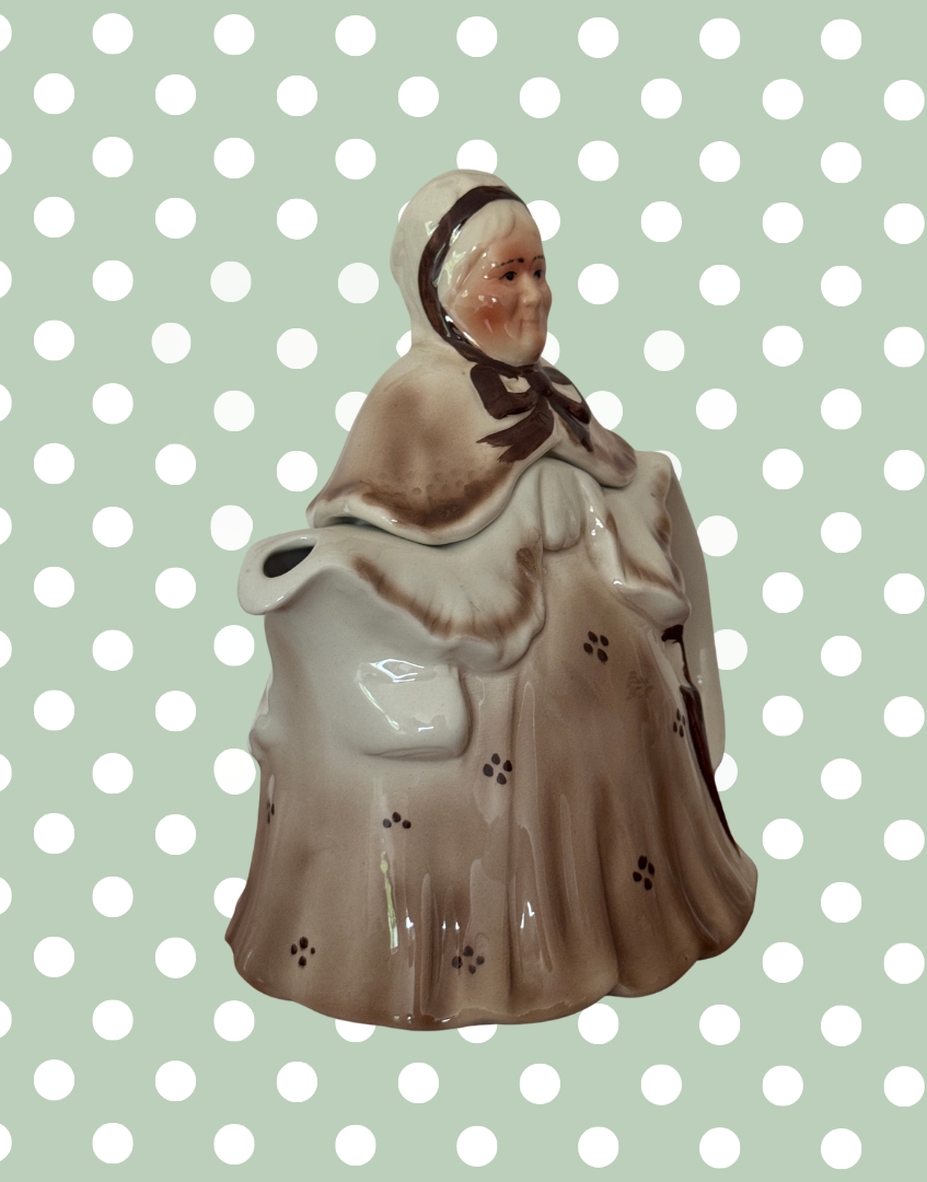 Brown Tony Wood novelty teapot with Little Old Lady design and umbrella handle 
