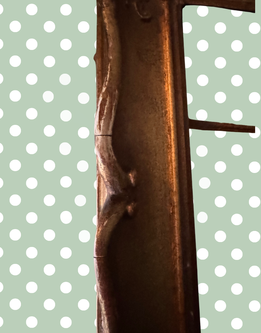 Antique Gilt Gesso Portrait Frame with Ornate Decorative Corners | Early 20th Century Classic