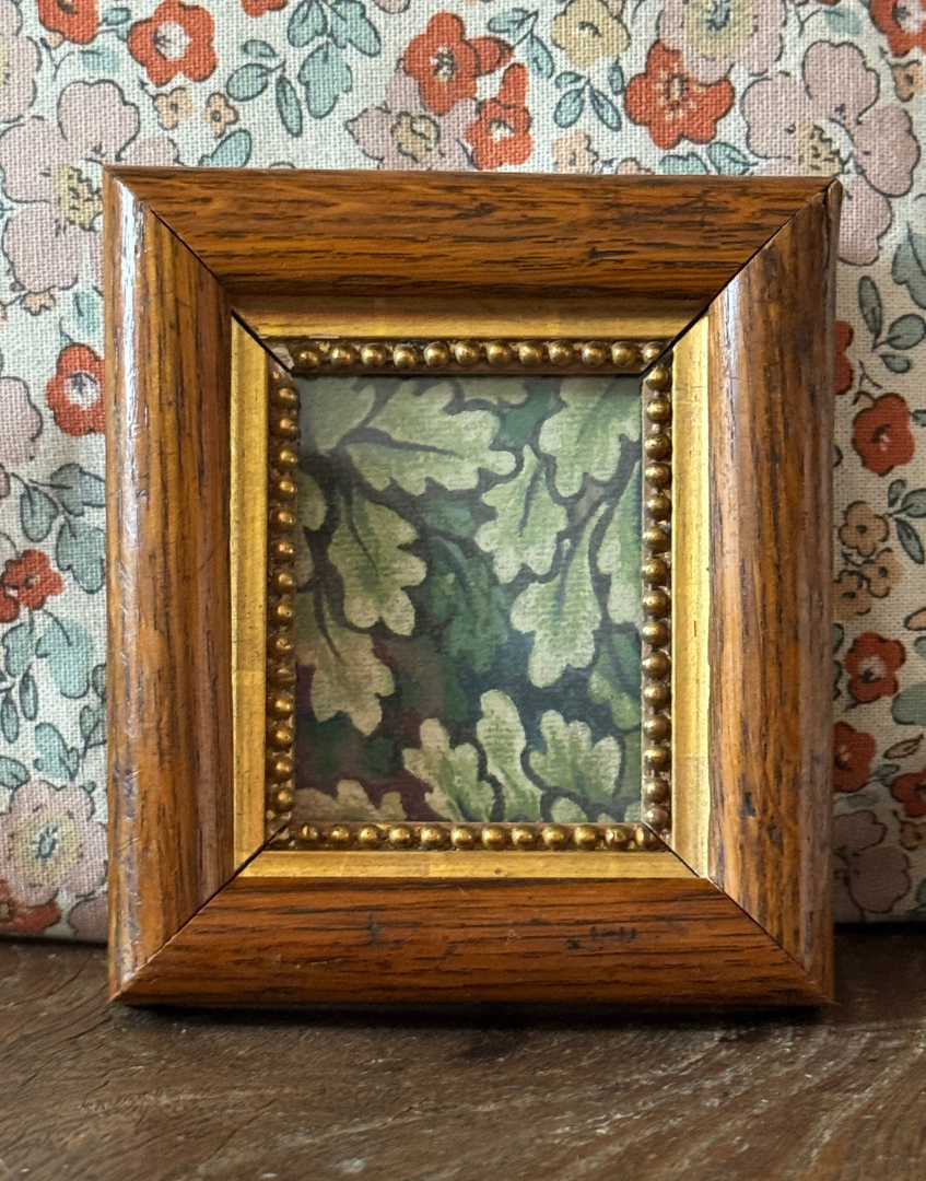 The Brook (Oak Leaf Detail) | William Morris Miniature Vintage Wall Art | Framed Linen Wallpaper Sample