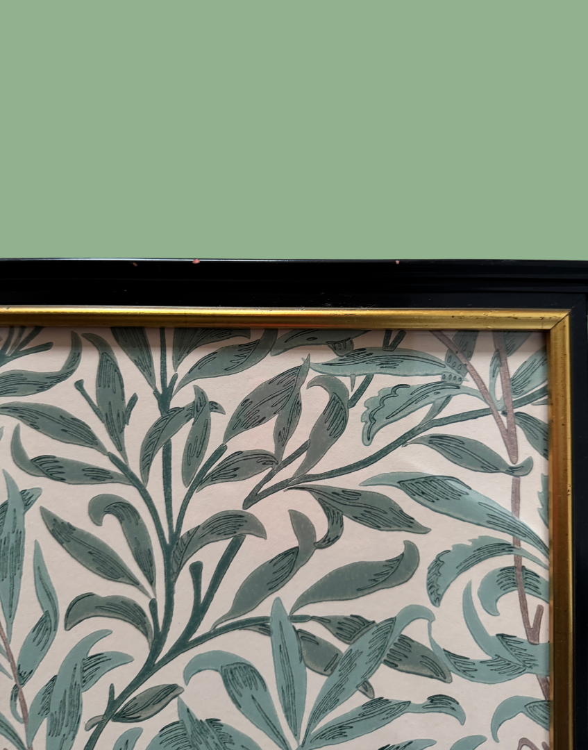 William Morris Willow Boughs - Privet | Classic Vintage Black and Gold Gilt Frame