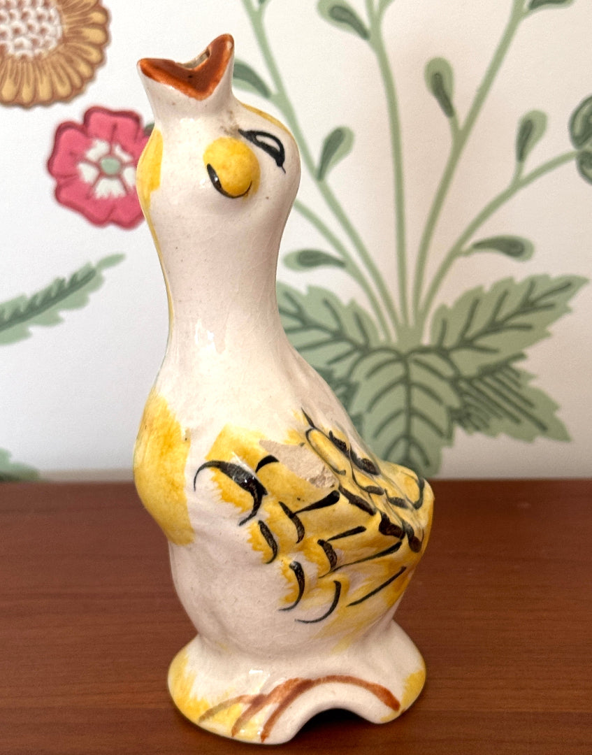 Highly Collectable Quirky Vintage Yellow Bird Pie Funnel | ‘Kissy Lips’ Ceramic Baking Vent