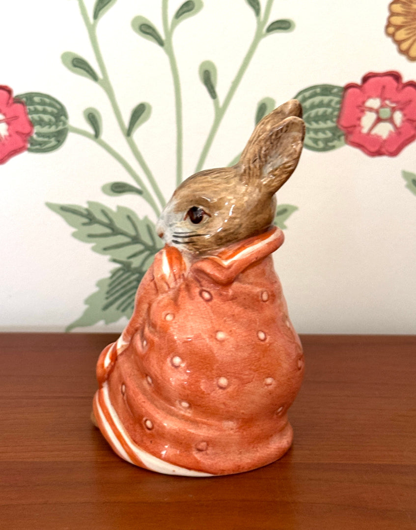 Beatrix Potter ‘Poorly Peter Rabbit’ Beswick Figurine | Frederick Warne & Co. 1976 Collectable