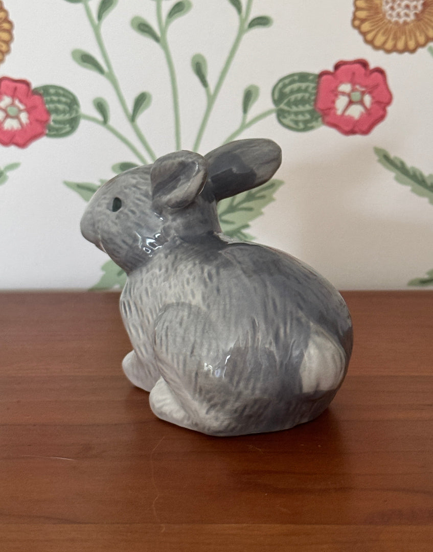 Adorable Vintage Rabbit Salt & Pepper Shakers – Unusual Woodland Themed Kitchen Decor