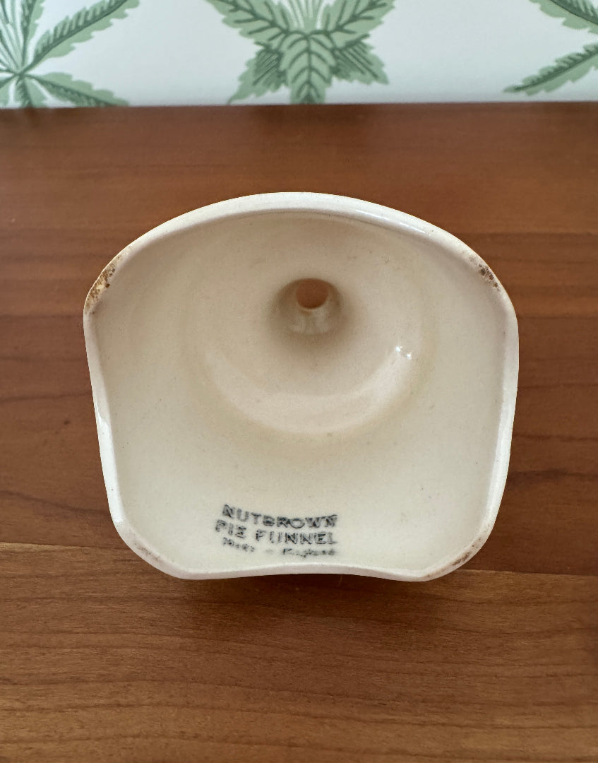 Vintage Classic 1950s Cream Ironstone Pie Funnel – 'Nutbrown Made in England'