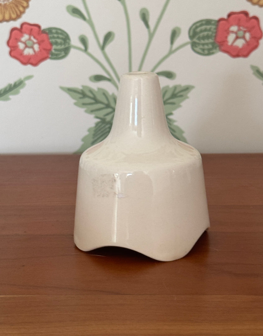 Vintage Classic 1950s Cream Ironstone Pie Funnel – 'Nutbrown Made in England'