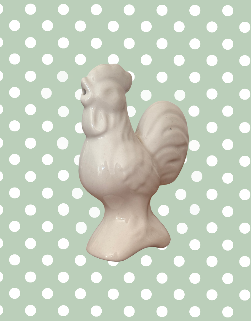 white ceramic cockerel shaped pie bird ceramic collectable
