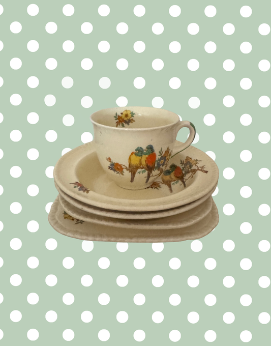Early Art Deco Staffordshire Knot Parrot & Floral 5-Piece 1930s Tea Trio with Bowls