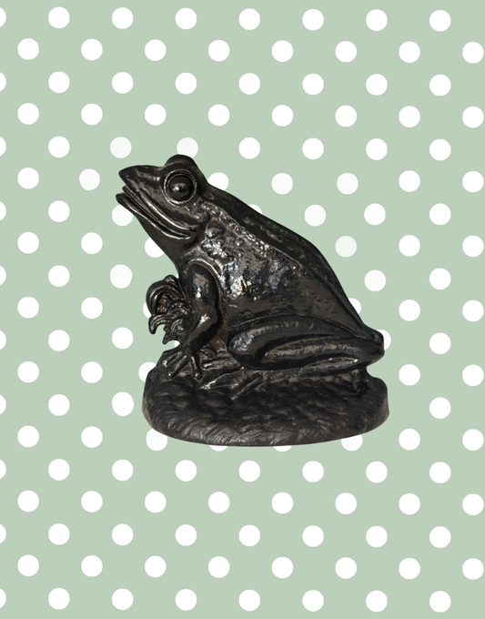 Vintage black cast iron frog doorstop front view decorative home 