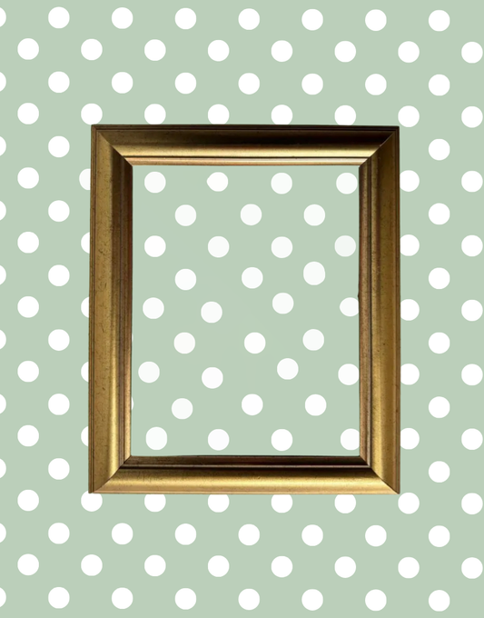 Vintage gold gilt wooden picture frame with decorative detailing, portrait style, antique finish and traditional gallery wall appeal