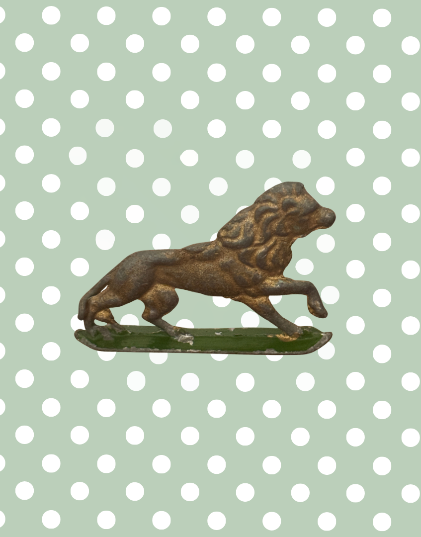 Characterful Britains Ltd Zoo Lion Lead Toy 1950s Miniature Flat Silhouette Figurine