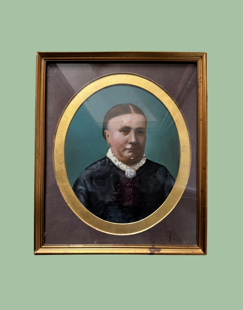 Antique Oval Portrait Painting in Gold Gilt Frame