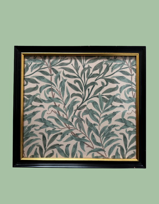 William Morris Willow Boughs - Privet Classic Vintage Black and Gold Gilt Frame