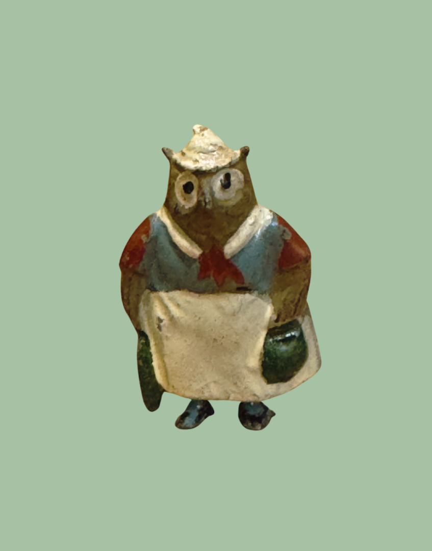 Granny Owl Britains miniature antique hand painted lead figure