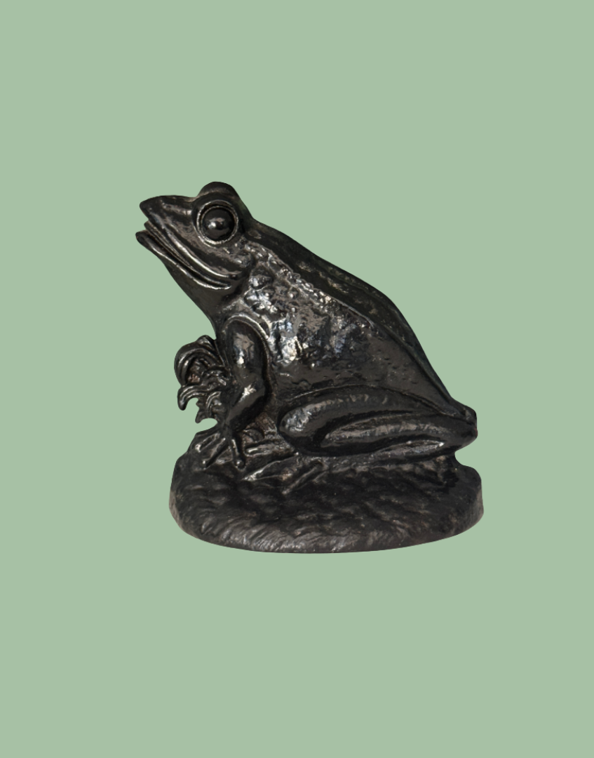 Vintage black cast iron frog doorstop front view decorative home 