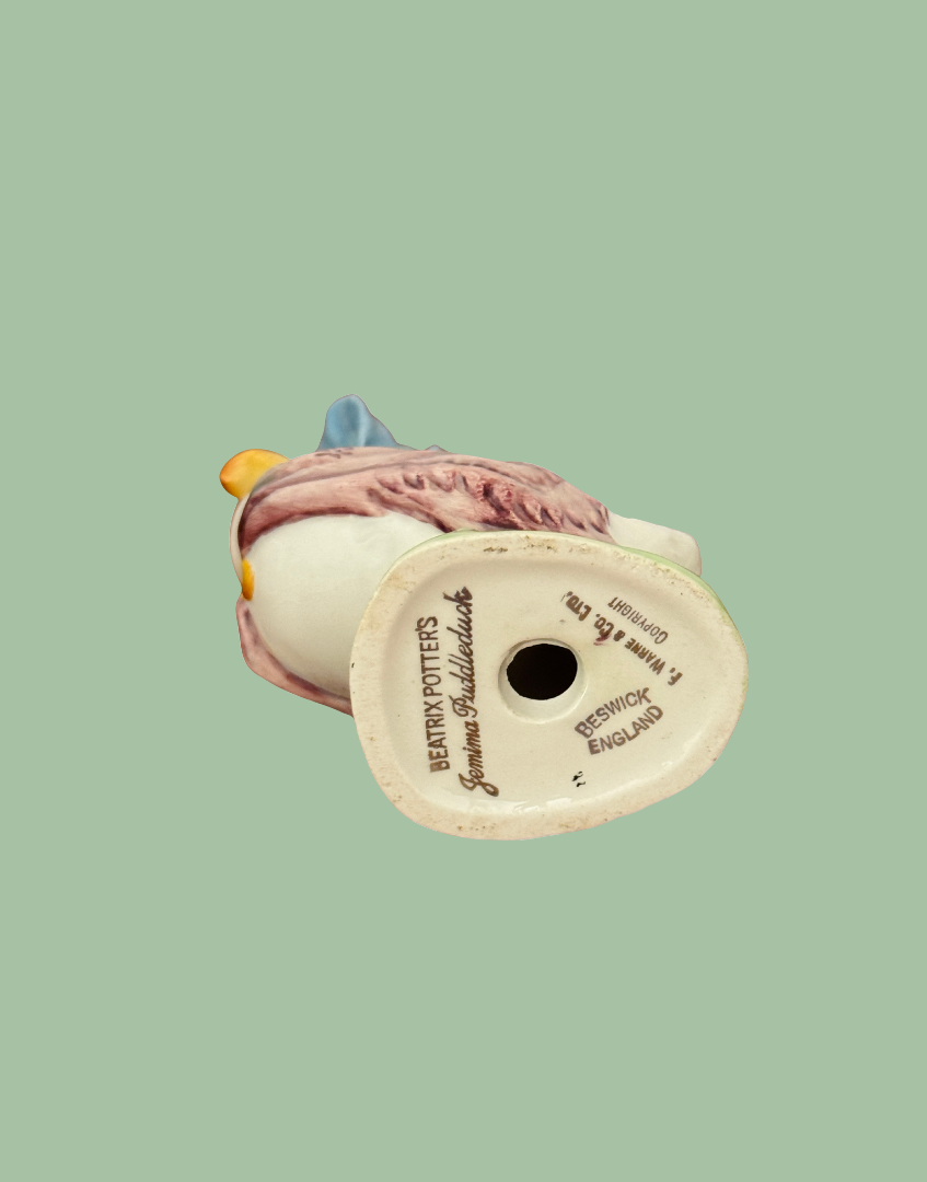 Underside of Beswick Jemima Puddle Duck showing BP 2a Gold Oval backstamp with gold cursive character name