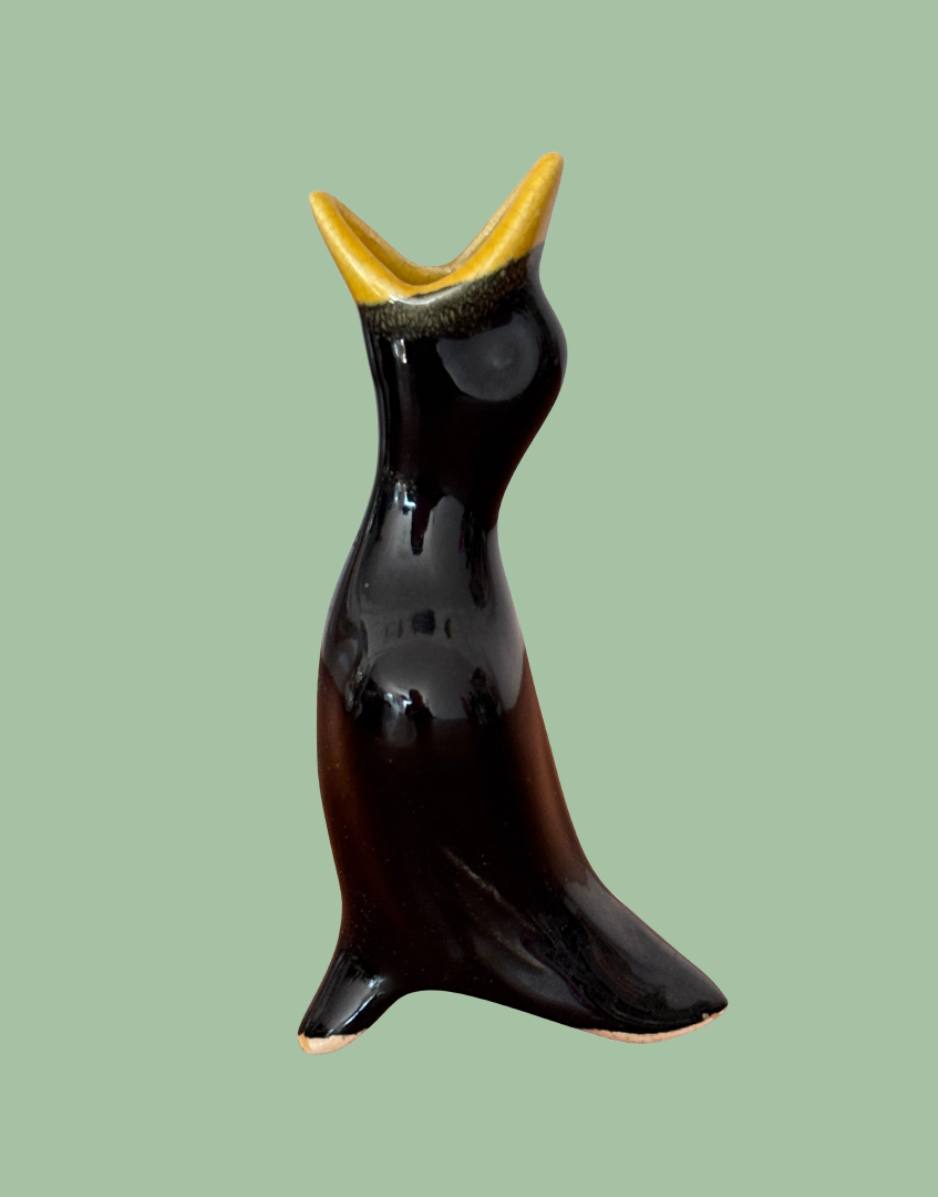 Side view of mid century pie bird vent