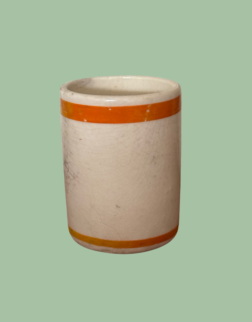 Reverse Side View of 1920s Mellor’s Mustard Ceramic Kitchenware Collectable Pot