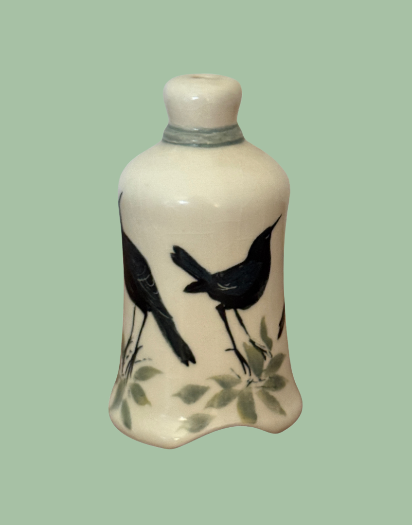 decorative vintage glazed ceramic pir bird collectable