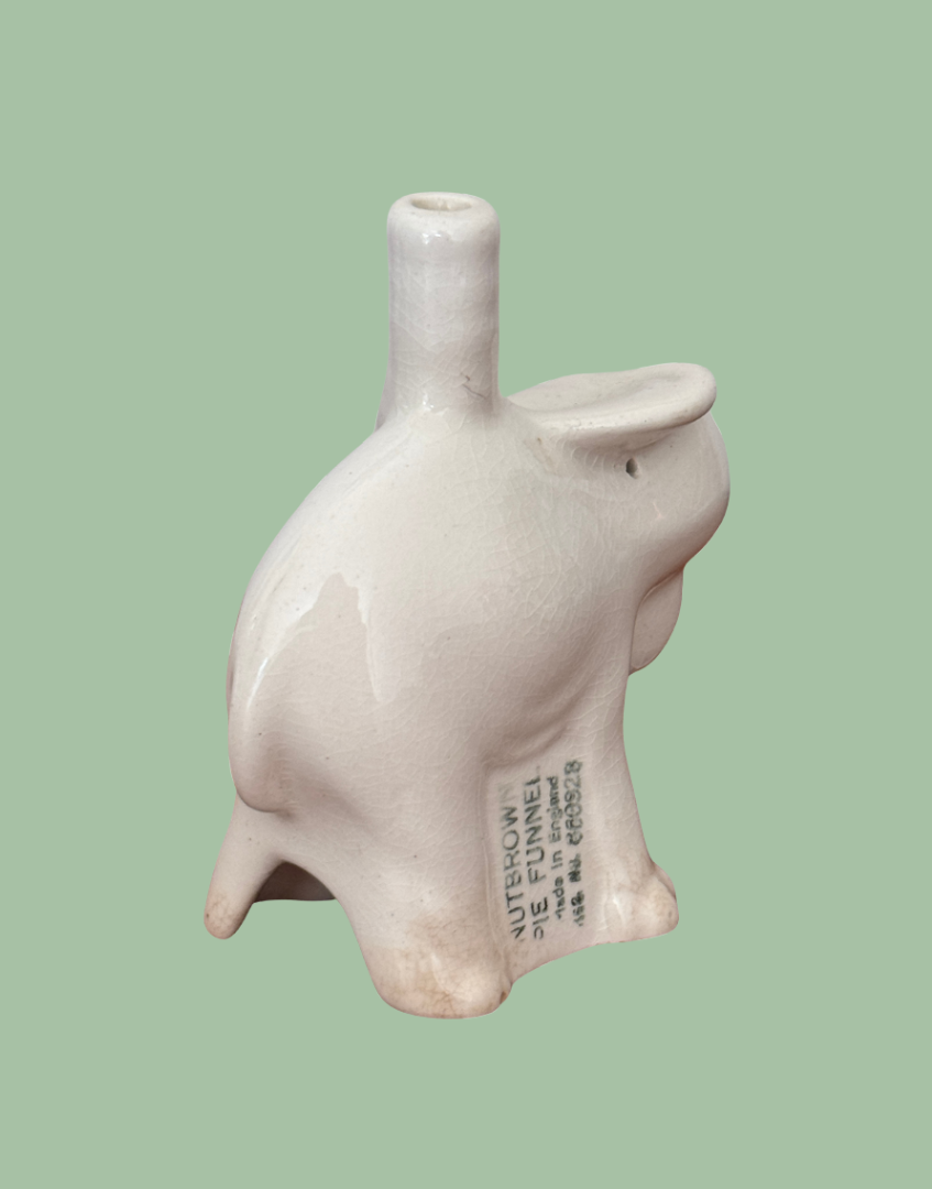 nutbrown pottery stamp in side of elephant pie vent