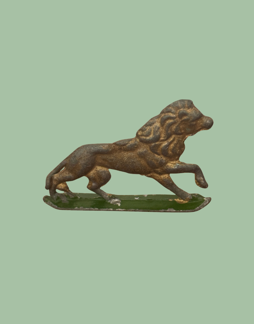 Characterful Britains Ltd Zoo Lion Lead Toy 1950s Miniature Flat Silhouette Figurine