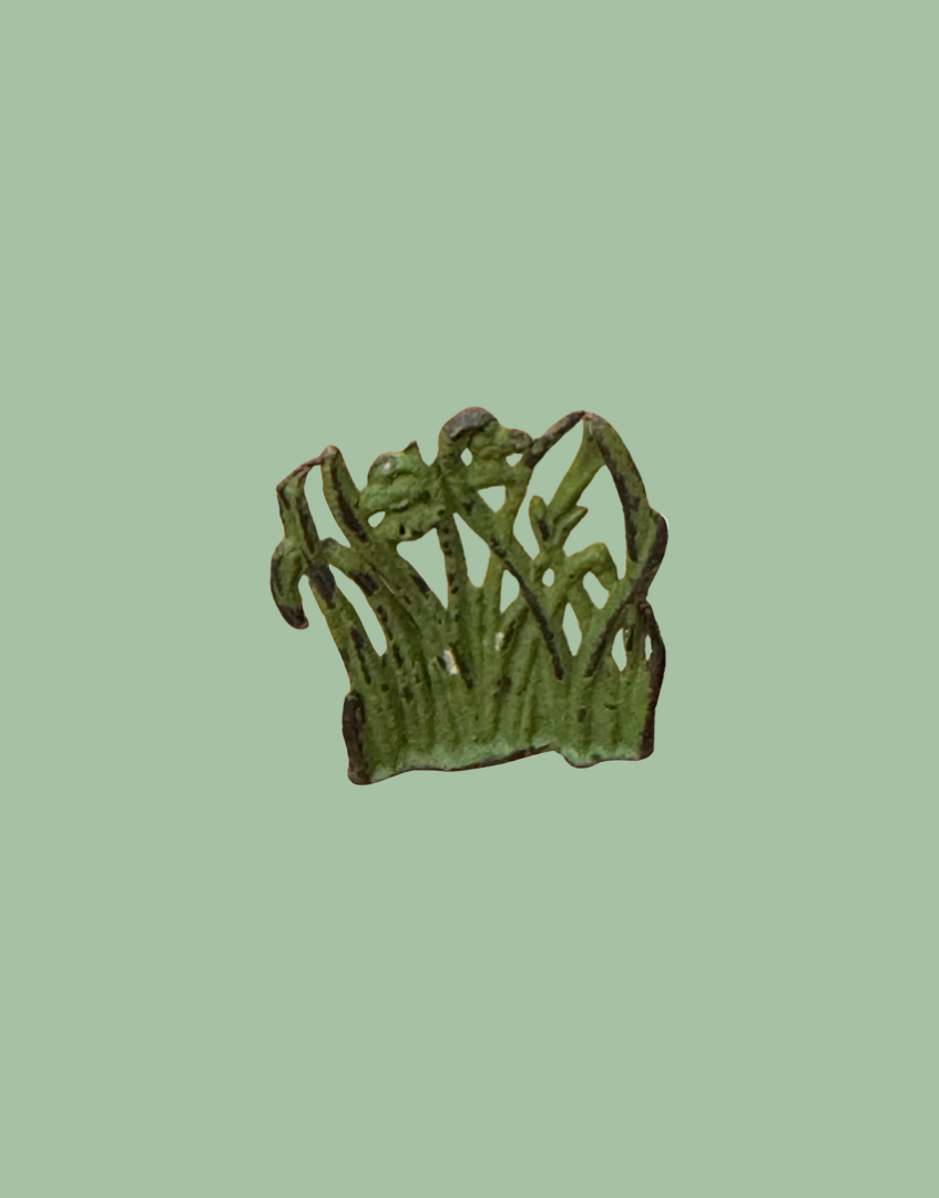 1920s Britains Green Pond Foliage Lead Farm Accessories Pair