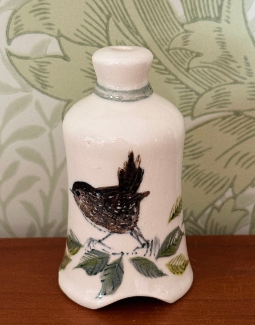 Stuart Bass Wren & Foliage Vintage Ceramic Pie Funnel 