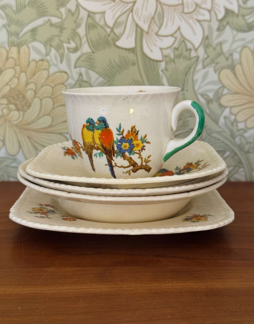 Early Art Deco Staffordshire Knot Parrot & Floral 5-Piece 1930s Tea Trio with Bowls