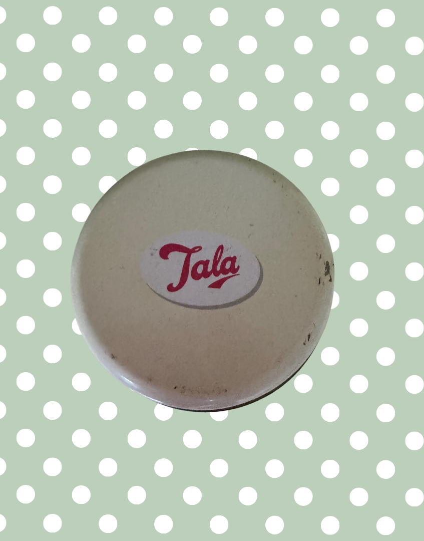 Tala Blackbird Pie Bird in Original Vintage Tin | Classic British Baking Charm with Kitsch Appeal