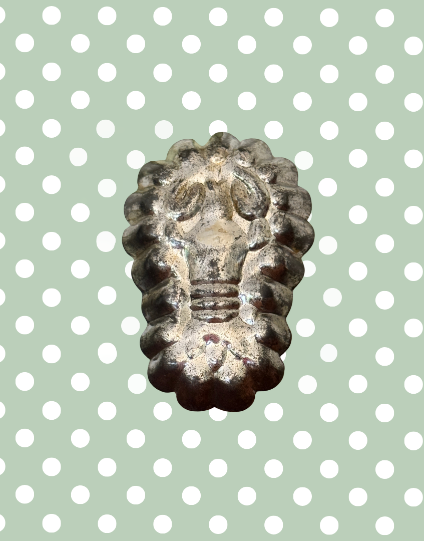 Single vintage lobster shaped tinplate mould from a matching pair of European culinary kitchenalia collectables