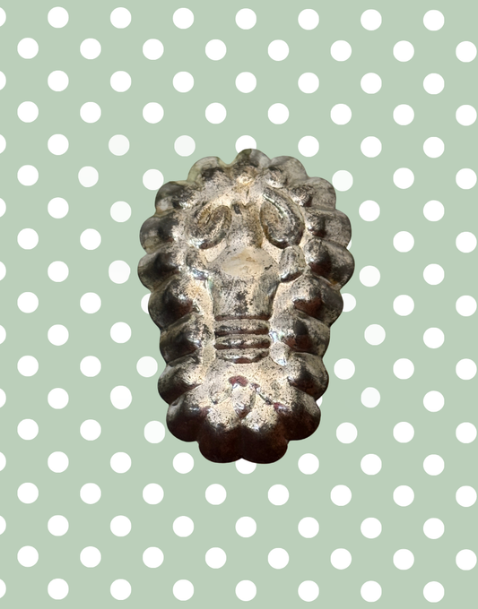 Single vintage lobster shaped tinplate mould from a matching pair of European culinary kitchenalia collectables