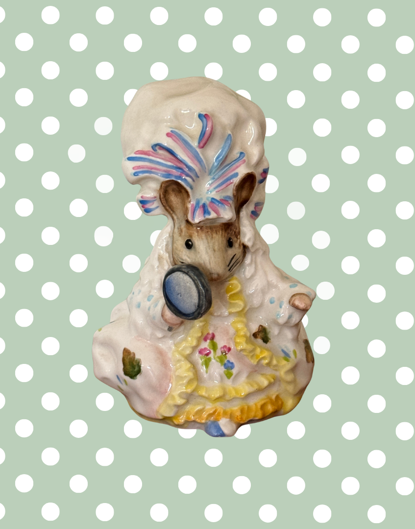 Original vintage Beswick England Lady Mouse Beatrix Potter figurine in excellent condition